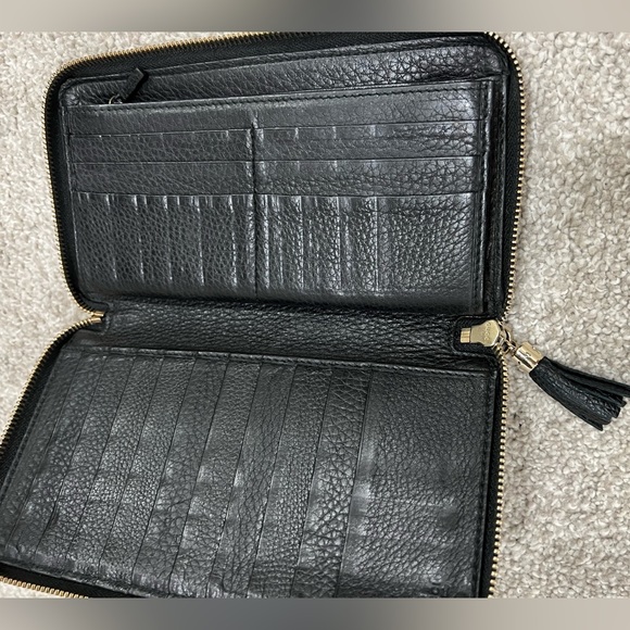 GUCCI TASSEL LARGE WALLET - Picture 9 of 13